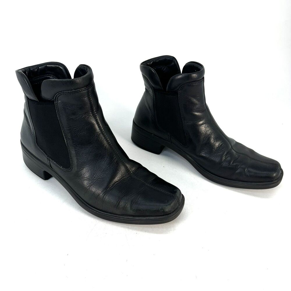 Ecco Light Black Leather Slip On Ankle Boots Size EU 40 / US 9.5 Chelsea Healed - Picture 4 of 10